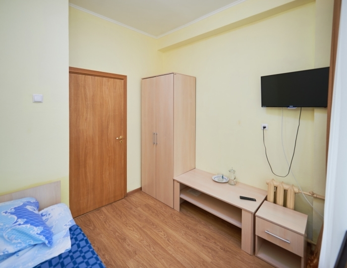 Одноместный однокомнатный номер с частичными удобствами - Санаторий «Солнечногорский»